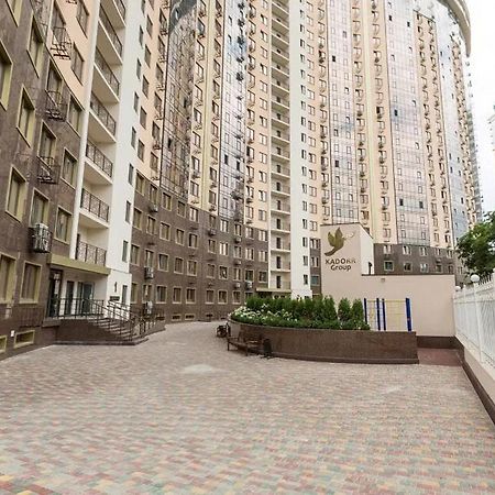 Апартаменты В Аркадии В Новом Доме Odessa Exterior foto